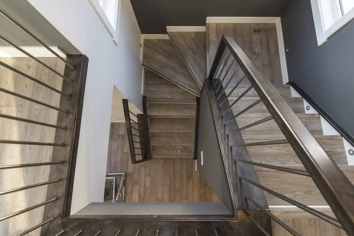 Decorating Ideas for Your Staircase