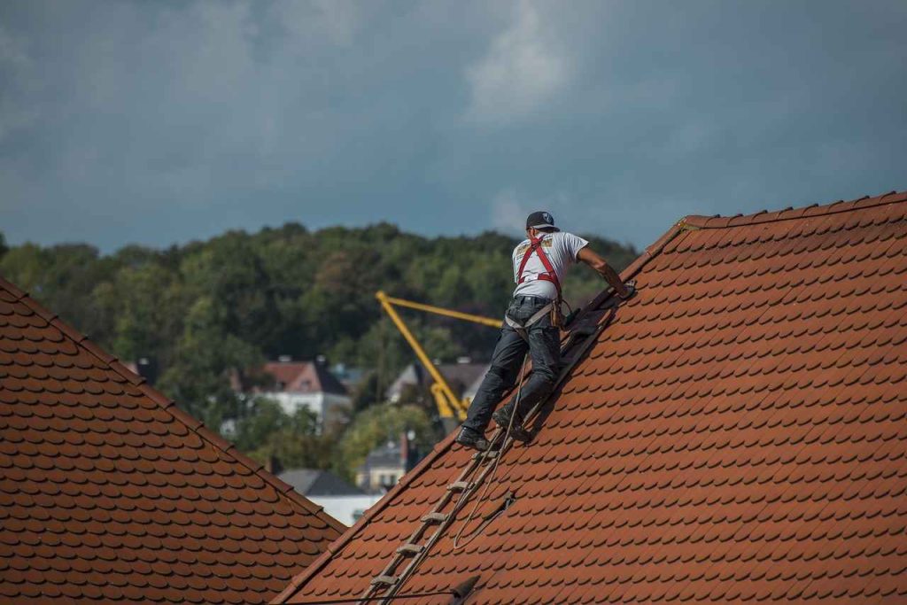 Troubleshooting Common Roofing Problems