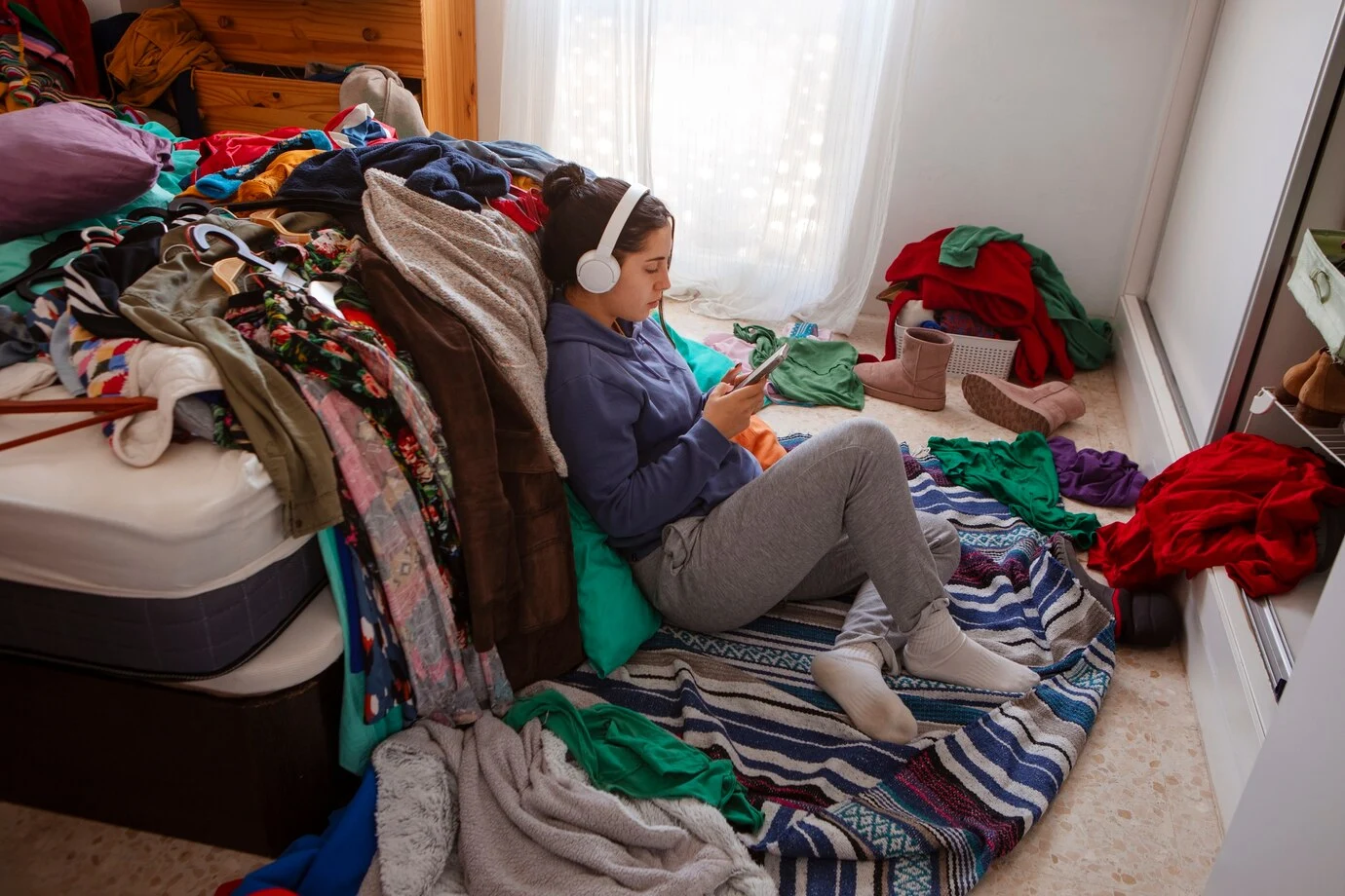 Closet Clutter Crisis